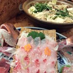 居食屋 はる坊 - 鯛のお造りもつ鍋