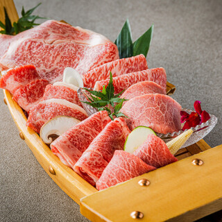 Funamori with assorted KOBEBeef is also available.