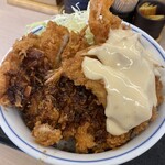 かつや - 料理写真:海老マヨとチキンカツの合い盛り丼