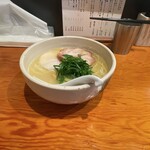 臥龍 - 鶏チャーシュー麺