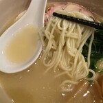 臥龍 - 鶏チャーシュー麺