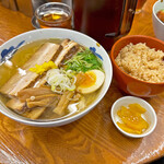 Menya Hyottoko - 「和風柚子焼豚麺」¥1,020＋「茶飯」¥200