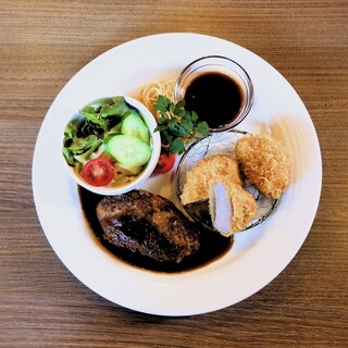 喫茶 赤いサニー_2