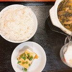 玲玲厨房 - 角煮の高菜と春雨土鍋