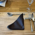 La Stalla - 配膳前のテーブル