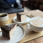 Mola Cafe - 