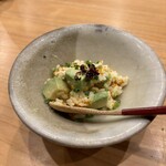 酒亭うり - お米とアボカドのサラダ