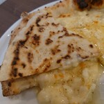 Pizzeria KEN - PIZZAの裏側、焼き加減