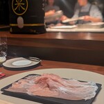 スガラボヴィー - 多田さんの24ヶ月熟成ペルシュウ。塩気の効いた生ハムは口でするんと溶ける。最後にシャリを包んだ物が出てきますが、これには驚きました。甘みのあるお米により、生ハムの塩気がマイルドに。旨味が広がる。