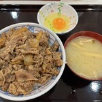 gyuudonsemmonsambo - 牛丼大盛り味噌汁玉子セット¥840