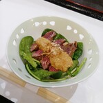 Nagoya style wagyu kappo ryori ushimasa - ローストビーフと季節のサラダ自家製ドレッシング