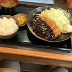 Sakuton - 味噌カツ定食750円