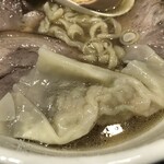 手打ち 蓮 - 海老ワンタンはトゥルッと素材の旨味が。