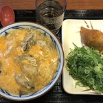 Marugame Seimen - 牡蠣づくし玉子あんかけうどん並¥690内 いなり¥110内　とろとろたまごにたくさんの牡蠣。大満足。毎月1日は釜揚げうどん半額。