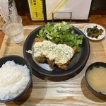 キッチン REST - チキン南蛮定食950円