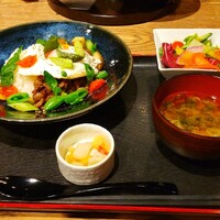 春秋ツギハギ 日比谷 - 