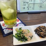 茶屋 - 緑ハイとお通し