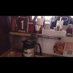 いきなりステーキ - ソファーカウンターという感じの席です♪