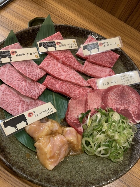 たかちゃん たかちゃん - 砺波/焼肉 | 食べログ