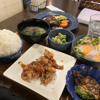 ウィズカフェバール ケー_1