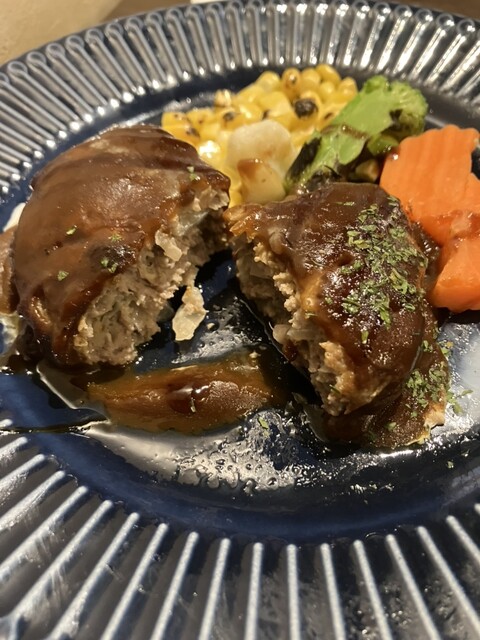 with cafe bar K photo 3