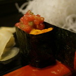 宝寿司分店 - ネギトロ雲丹バージョン・・・こんなのもアッタノか(*´∀｀)