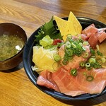 Maguro semmonten gao - 本鮪トロざんまい丼