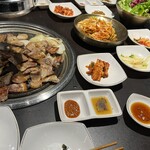 韓国料理 ハモニ食堂 - 