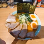 横浜家系ラーメン 友喜家 - 