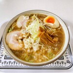 Tsurumi Shiyokudou - 煮干し中華そば　800円