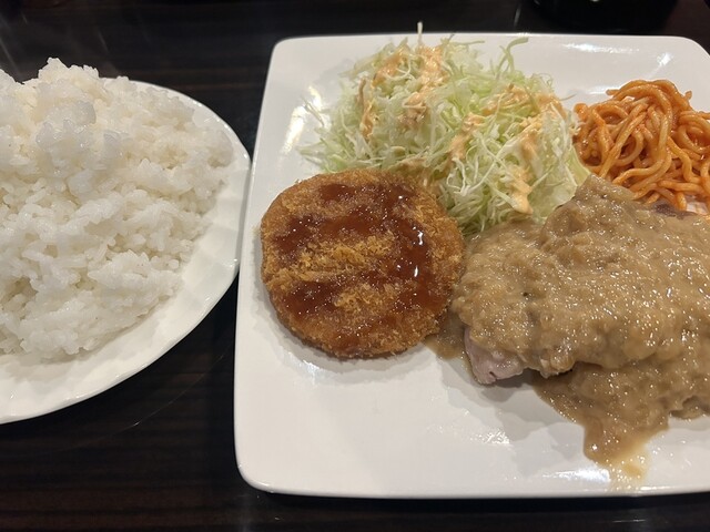 Tsukino Hikari Tei photo 3