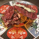神戸牛焼肉と冷やしピーマン 金肉屋 - 