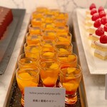 ザ・テラス - 黄桃と葡萄のゼリー