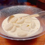 ザ・テラス - ラスマライ（インド）＠脱脂チーズとスイートミルク