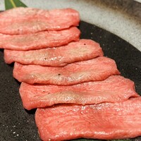 近江うし 焼肉 にくTATSU 青山本店 - 