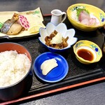 Wateishoku Takitarou - 選べる和定食　焼き魚・お刺身　1430円