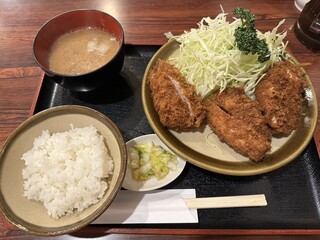 Maruwa - ヒレカツ定食　　　2300円