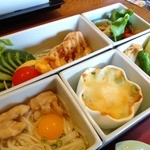 森清 - 有田焼五膳（平日ランチのみ）