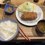 Ponchi ken - 【2024.2.29(木)】ランチ定食（ロース・120g）1,180円