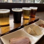 GUBIGABU - 地ビール(4種)飲み比べ+燻製(3種付)   1820円
      ※鴨･カマンベール･アーモンド