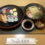 えびす - お寿司とお汁のセット