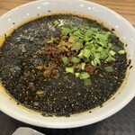 紅虎小吃店 - 料理写真:黒ごま担々麺