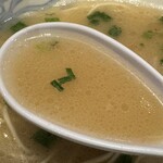 いってつ - よく煮出されたこっさりスープ