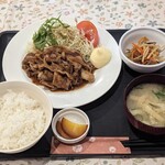 そらまめ - 生姜焼き定食¥800-