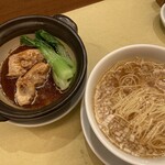 新中国料理 黄龍 - シメの豚足麺