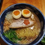 なかご - 純粋豚そば背脂焦がし醤油