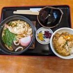Izumo Soba Hanabishi - 鍋焼きうどんとミニ親子丼のセット