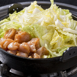 考究的石川名產“雞肉白菜鍋”能引出食材本身的美味