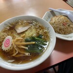 Kisumi Hanten - ラーメン半チャーハンセット八百円