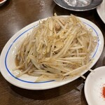 中華料理 餃子の店 三幸園 - もやし炒め